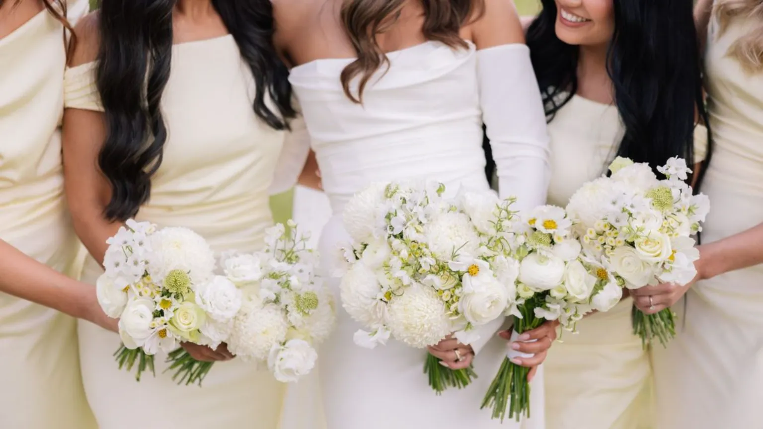 How much do wedding flowers cost in Australia?